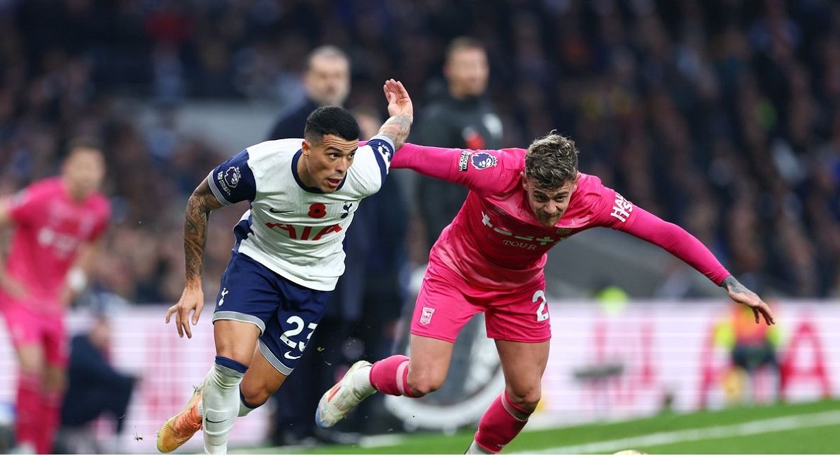 Soi kèo Ipswich Town vs Tottenham kèo Châu Á